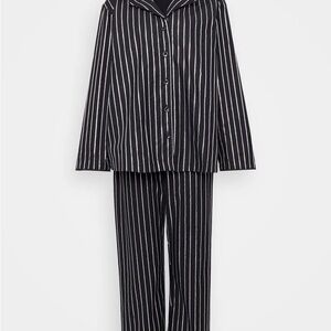 Sleeper women’s xs pajama set with dust bag black silver metallic stripe